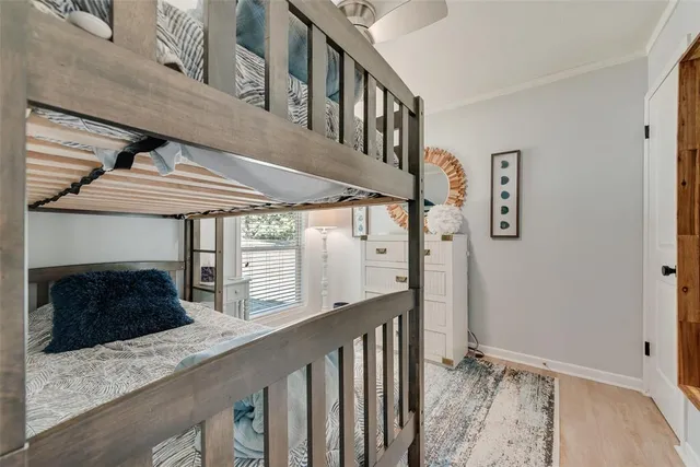 a view of entryway with a front door