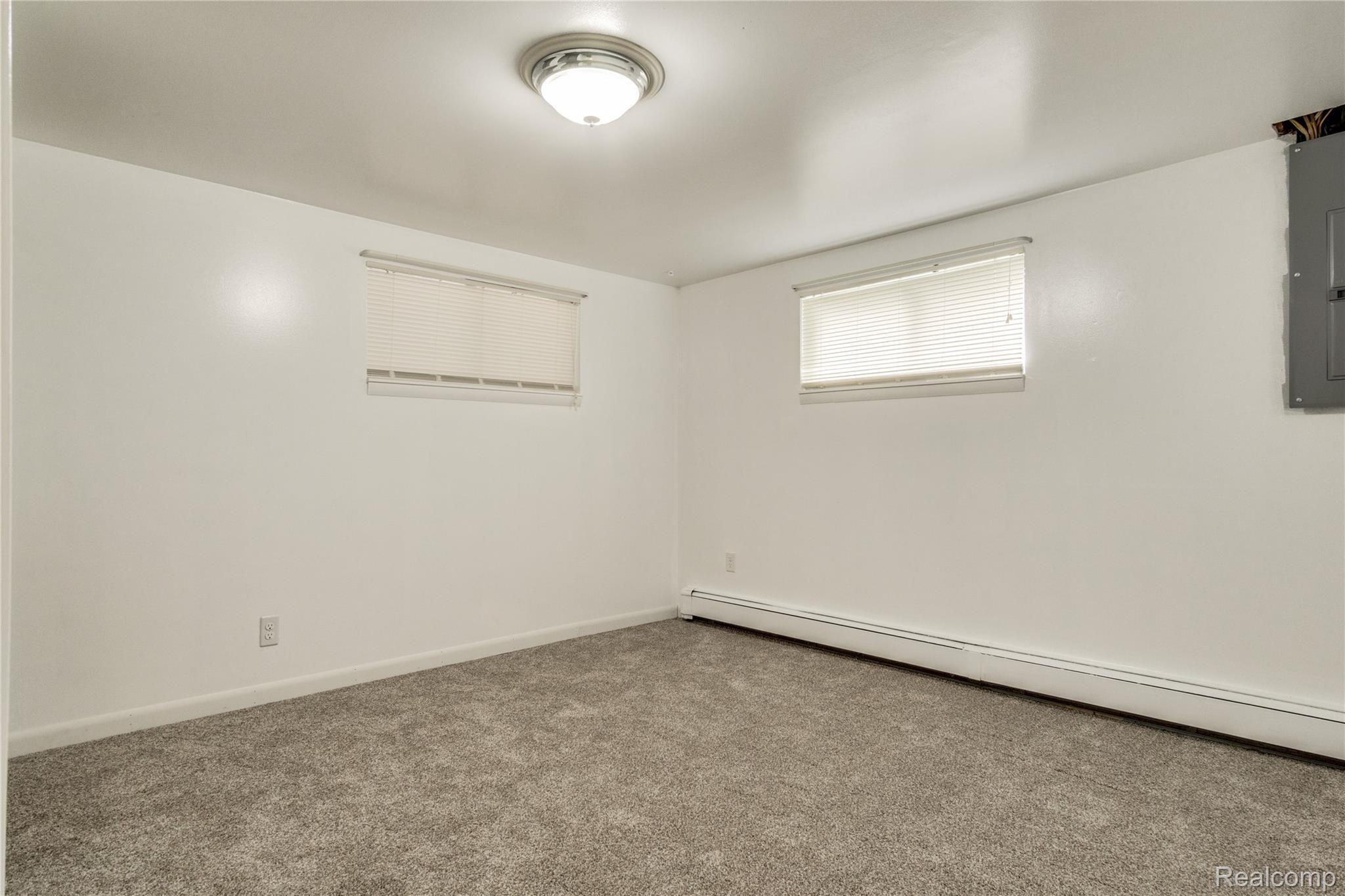 15272 Worden Road Holly, MI 48442 - Photo 33 of 46 Interiors (43 of 45).jpg