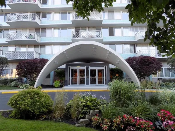 $214,900 | 1088 Delaware Avenue, Unit 6C, Buffalo, NY 14209