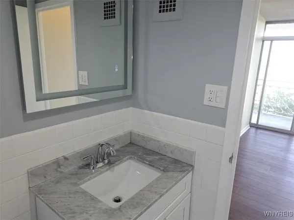 $214,900 | 1088 Delaware Avenue, Unit 6C, Buffalo, NY 14209