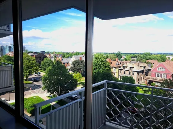 $214,900 | 1088 Delaware Avenue, Unit 6C, Buffalo, NY 14209