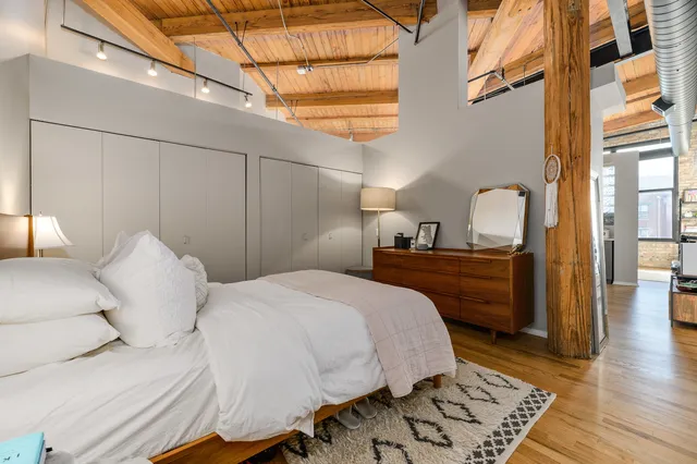 $599,000 | 2210 West Wabansia Avenue, Unit 408, Chicago, IL 60647