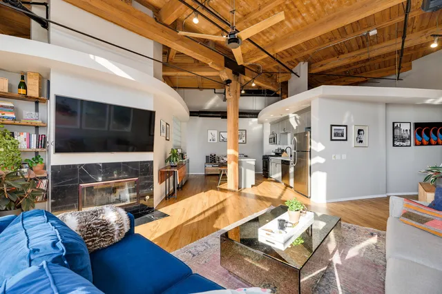 $599,000 | 2210 West Wabansia Avenue, Unit 408, Chicago, IL 60647