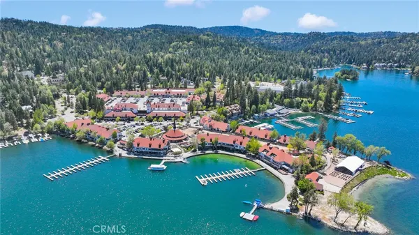 $425,000 | 26697 Lake Forest Drive, Twin Peaks, CA 92391