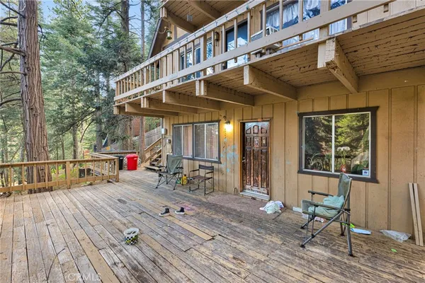 $425,000 | 26697 Lake Forest Drive, Twin Peaks, CA 92391