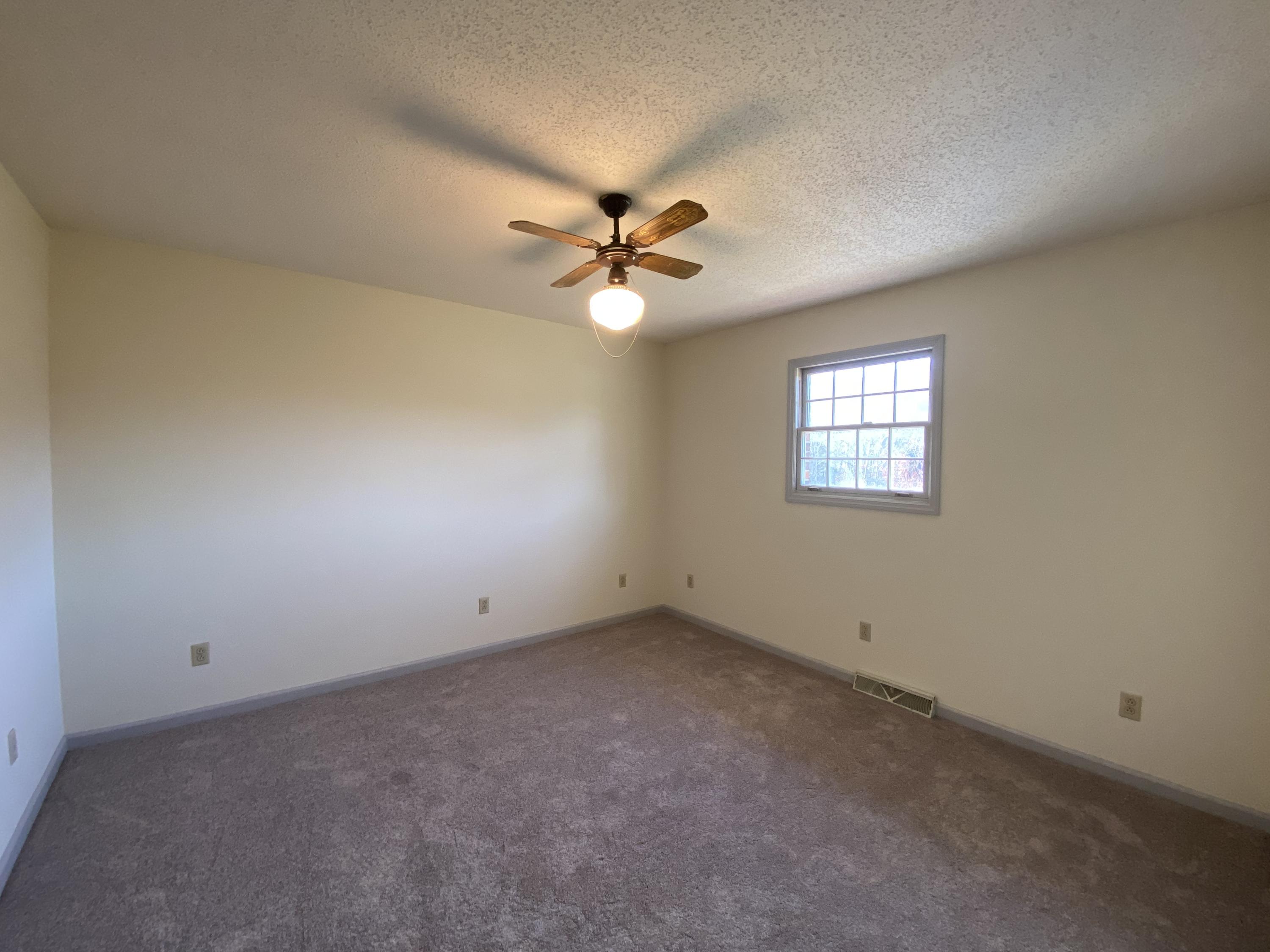 471 Boones Station Road Gray, TN 37615 - Photo 28 of 36 16 - Bedroom 3