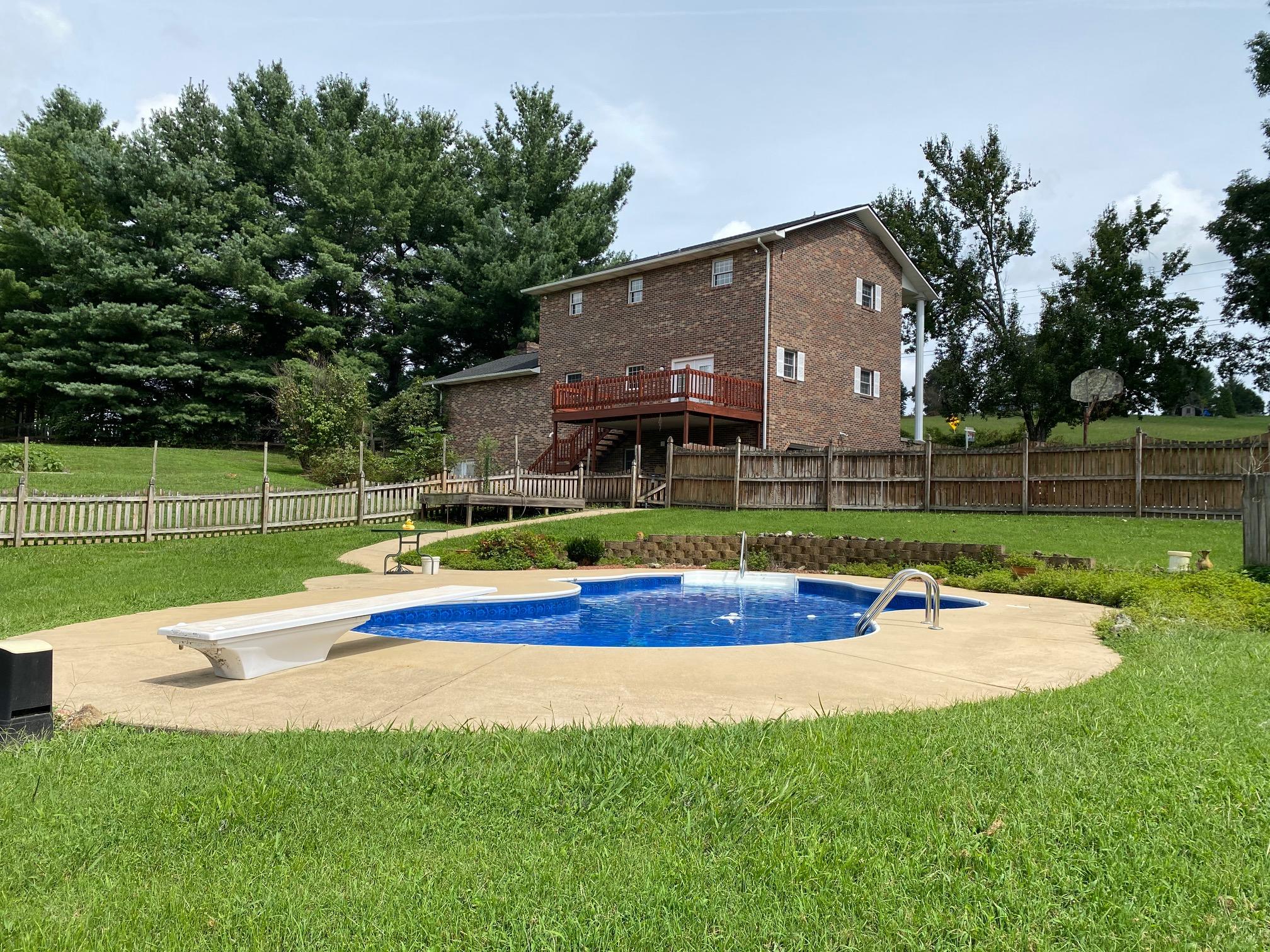 471 Boones Station Road Gray, TN 37615 - Photo 8 of 36 7 - Rear Exterior 3