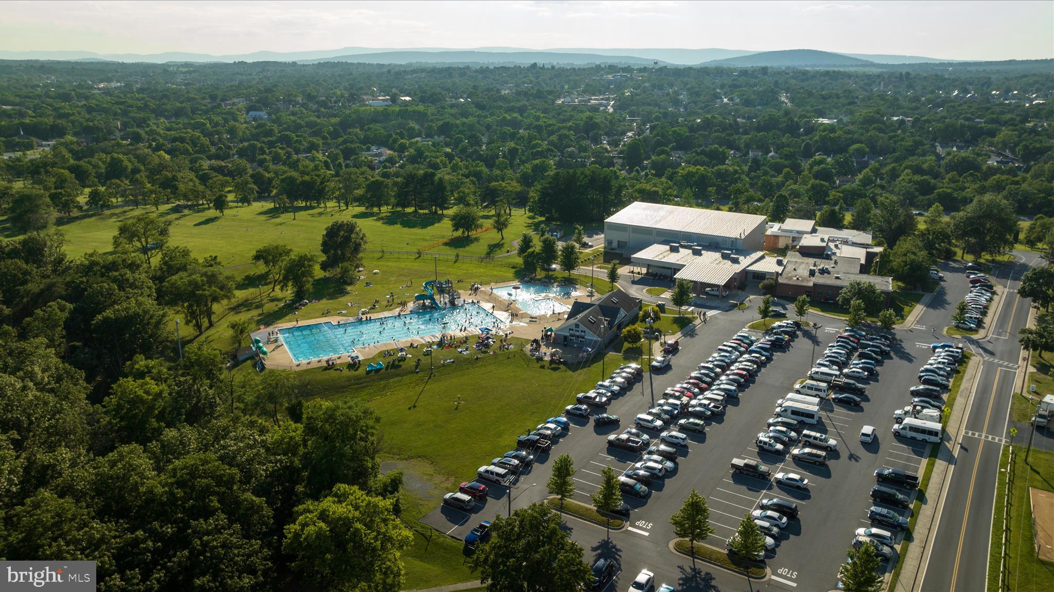 113 Williamson Road Winchester, VA 22602 - Photo 40 of 52 a view of a city