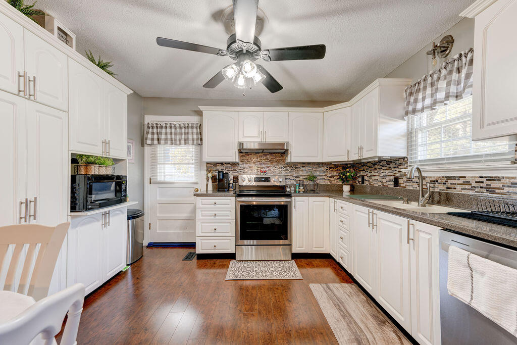 105 Edgewood Circle Fort Oglethorpe, GA 30742 - Photo 8 of 33 105Edgewood-34