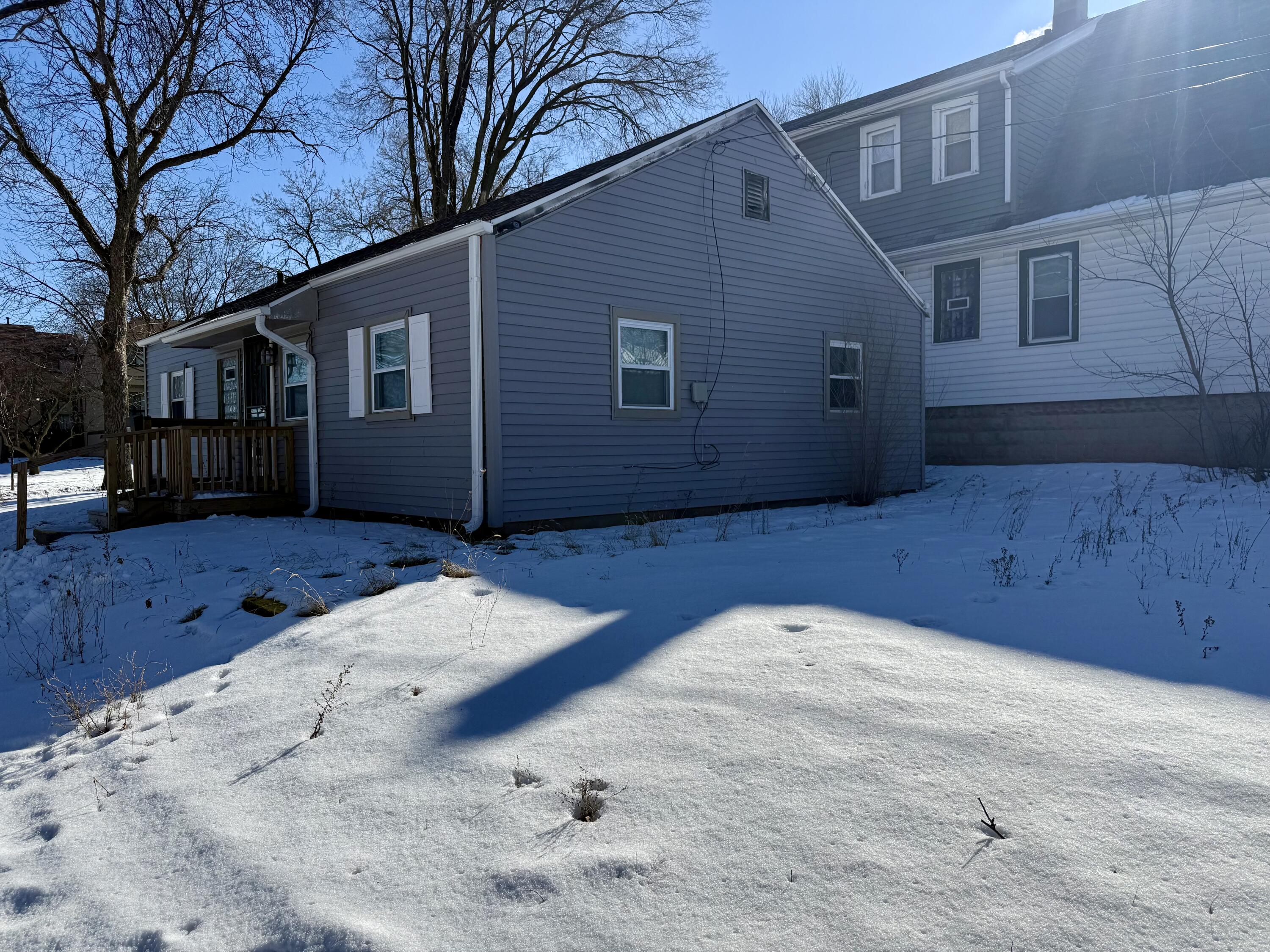 4889 North 24th Street Milwaukee, WI 53209 - Photo 19 of 23 IMG_1577