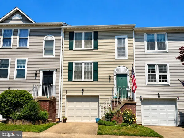 $2,900 | 722 Hetzel Terrace Southeast, Leesburg, VA 20175