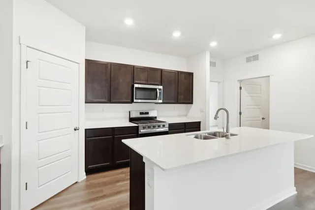 $424,990 | 820 Mesa Lane, Pingree Grove, IL 60140