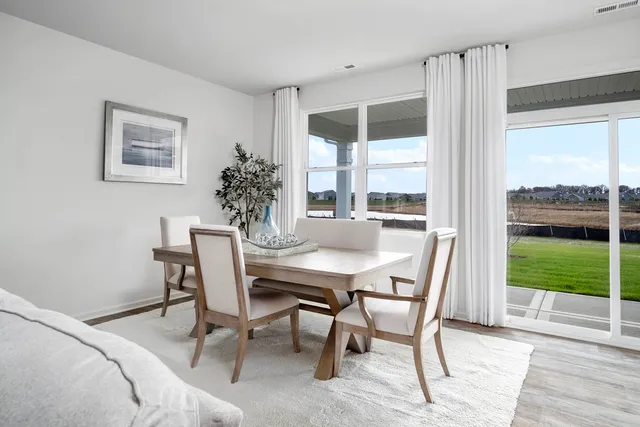 $424,990 | 820 Mesa Lane, Pingree Grove, IL 60140