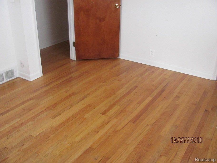 4177 North State Road Davison, MI 48423 - Photo 5 of 7 10-1br1