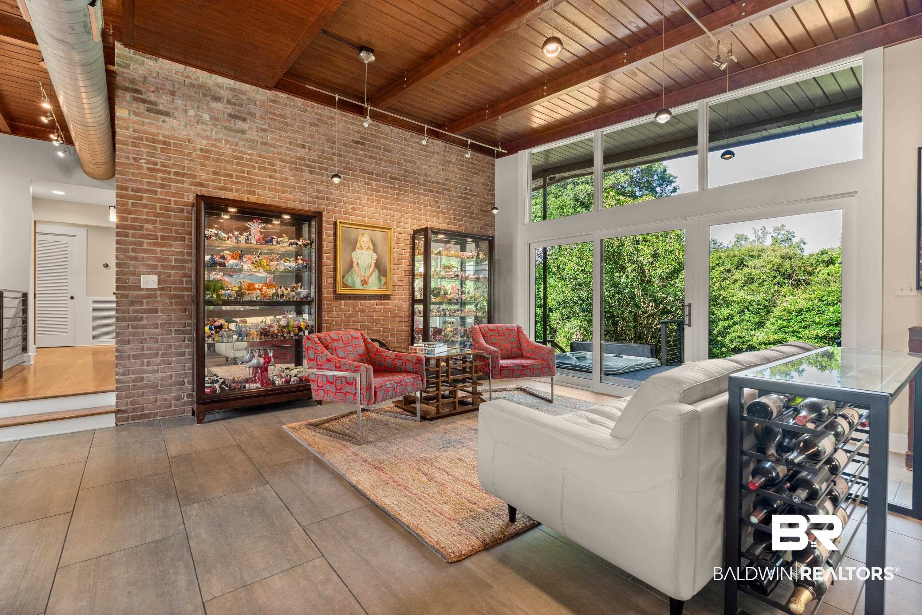 233 Suzanne Circle Mobile, AL 36608 - Photo 5 of 85 Gallery Image 5