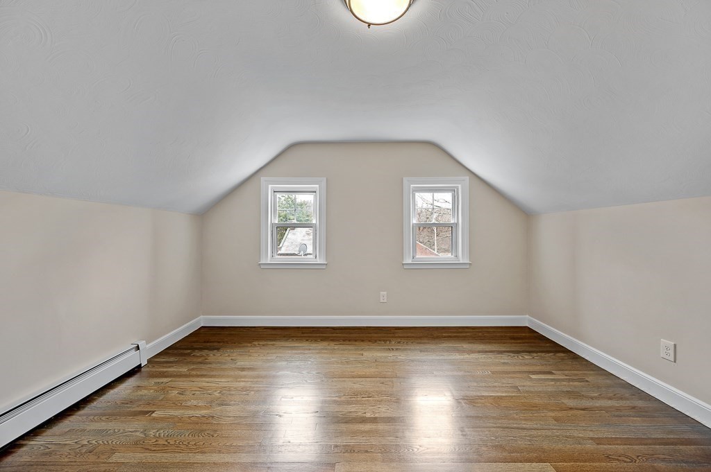 89 William Street Worcester, MA 01609 - Photo 20 of 40