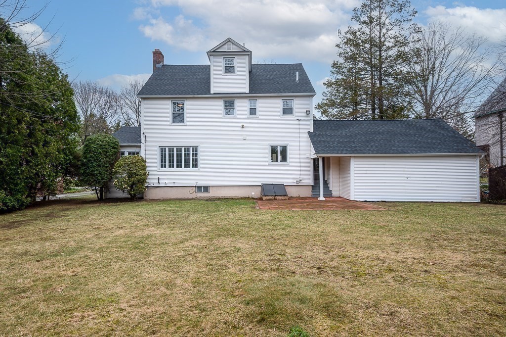 89 William Street Worcester, MA 01609 - Photo 25 of 40