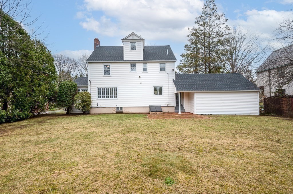 89 William Street Worcester, MA 01609 - Photo 26 of 40