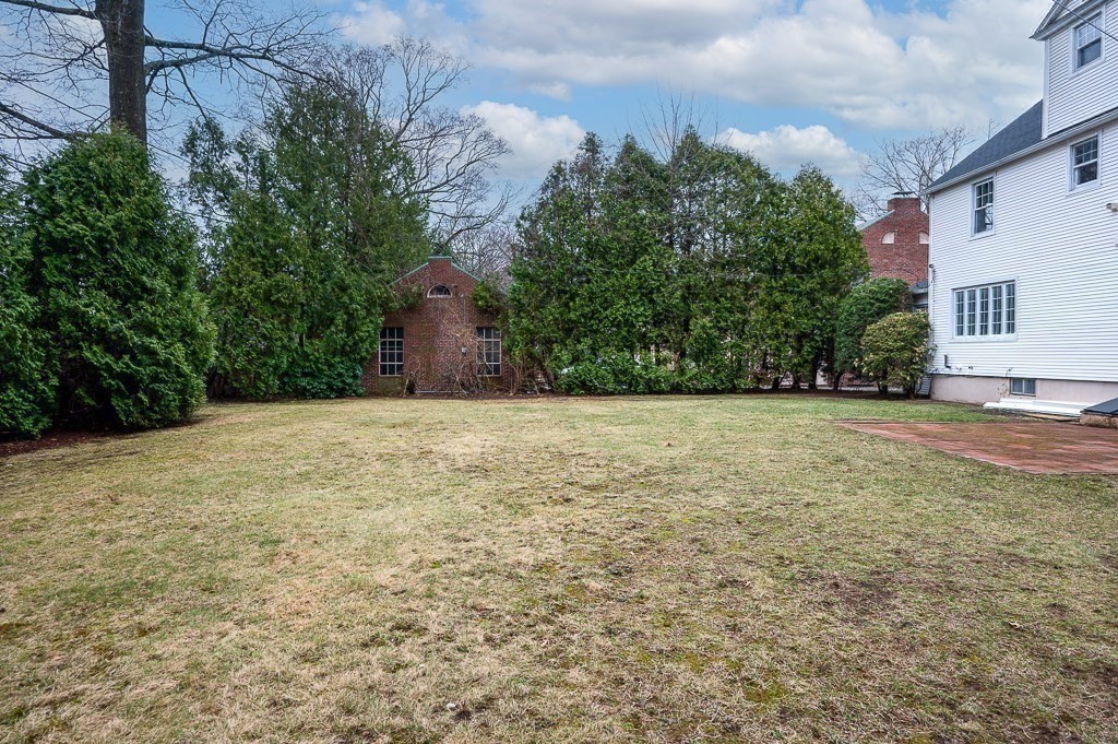 89 William Street Worcester, MA 01609 - Photo 27 of 40