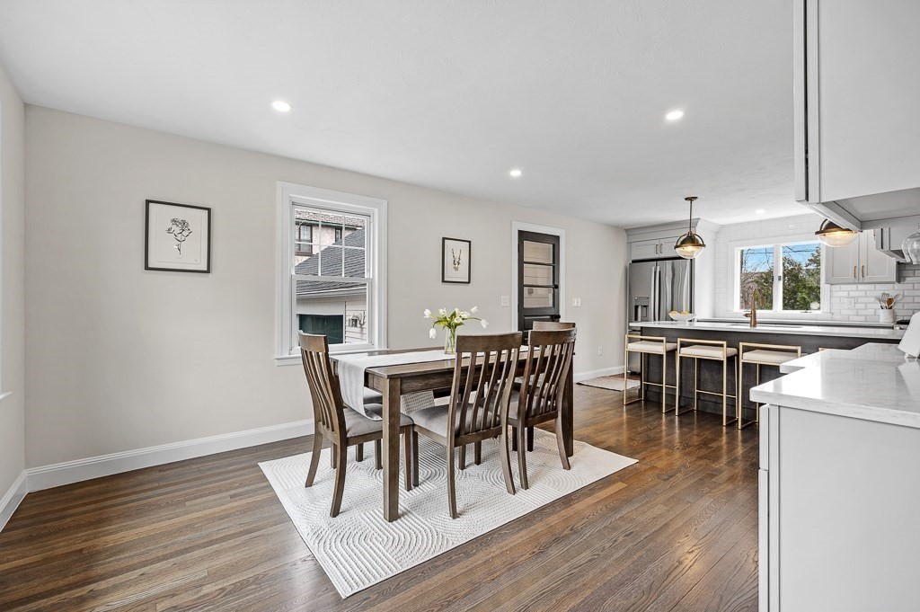 89 William Street Worcester, MA 01609 - Photo 4 of 40