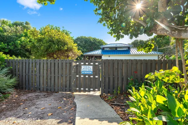 $875,000 | 227 Loggerhead Drive, Melbourne Beach, FL 32951