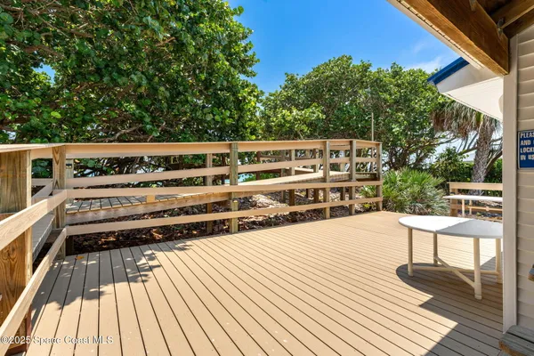 $875,000 | 227 Loggerhead Drive, Melbourne Beach, FL 32951