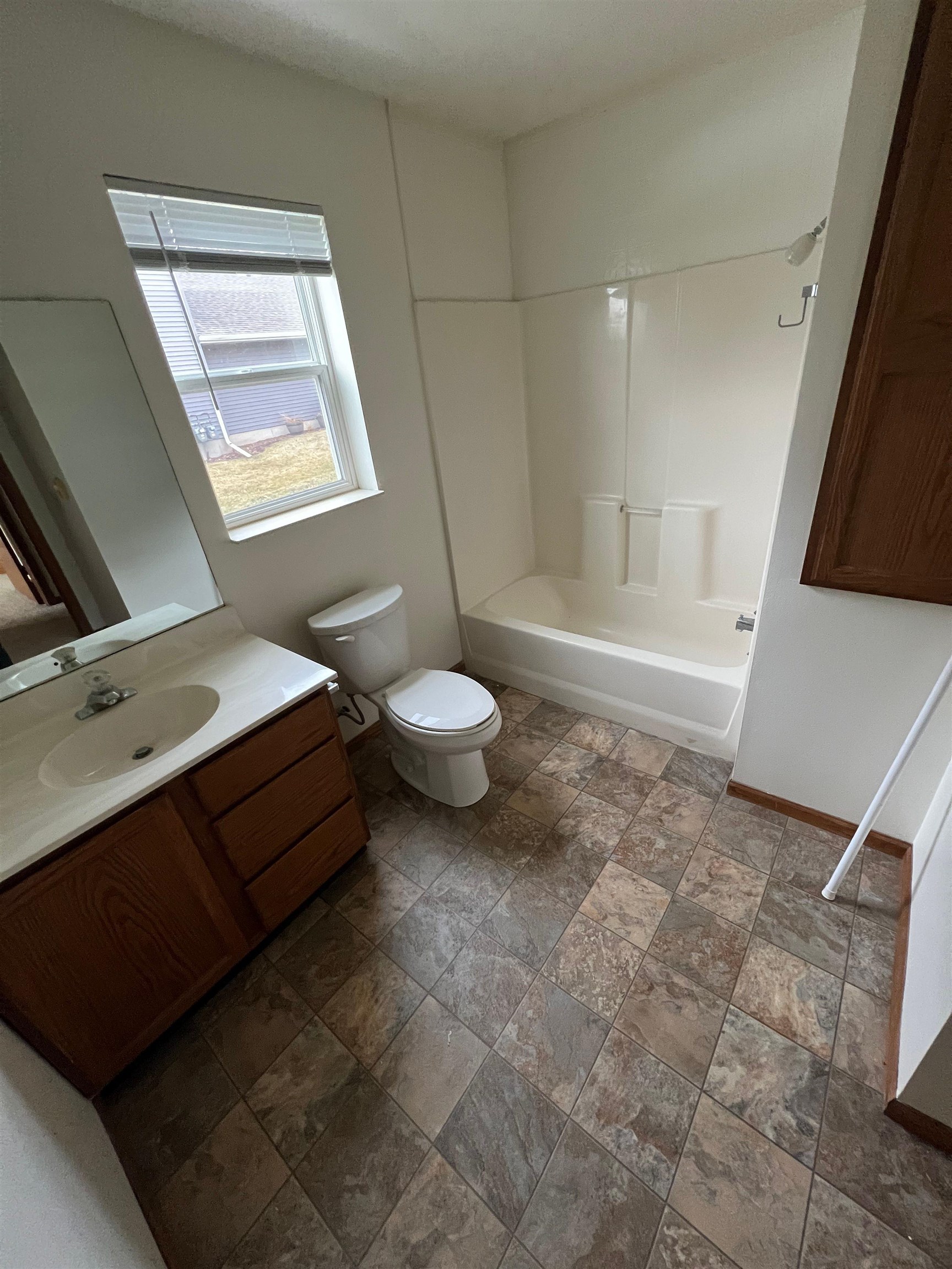 934 Jana Lane Madison, WI 53704 - Photo 14 of 29