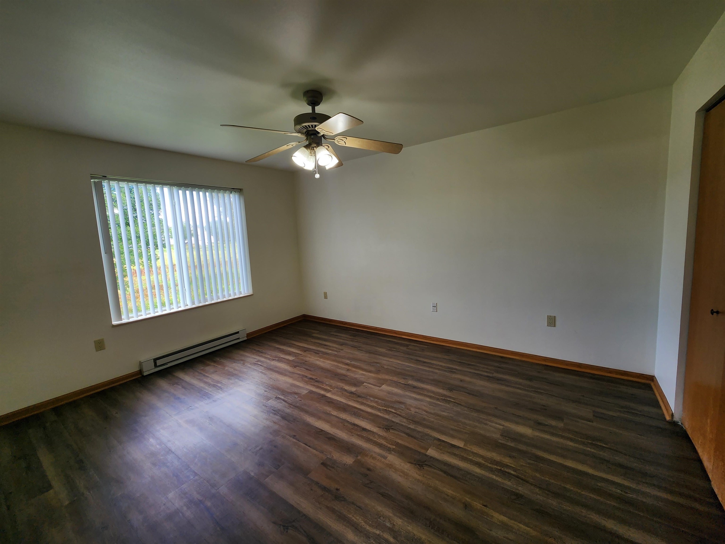 934 Jana Lane Madison, WI 53704 - Photo 8 of 29