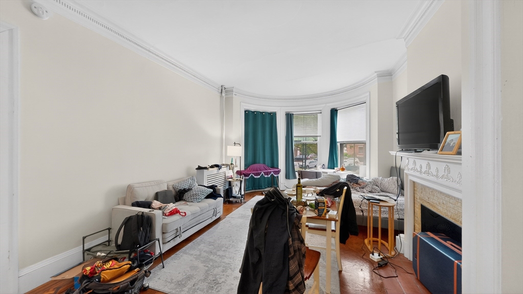 1069 Beacon Street, Unit 2 Brookline, MA 02446 - Photo 5 of 10