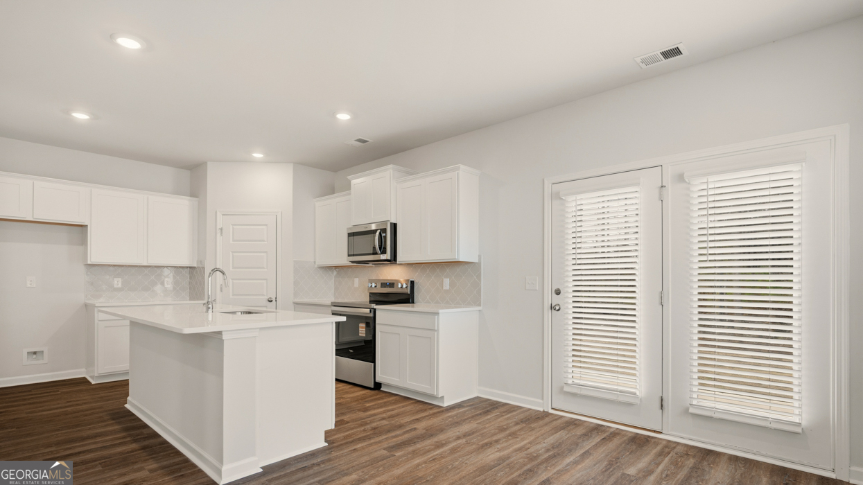 11994 Aukerman Way, Unit 85 Hampton, GA 30228 - Photo 6 of 32