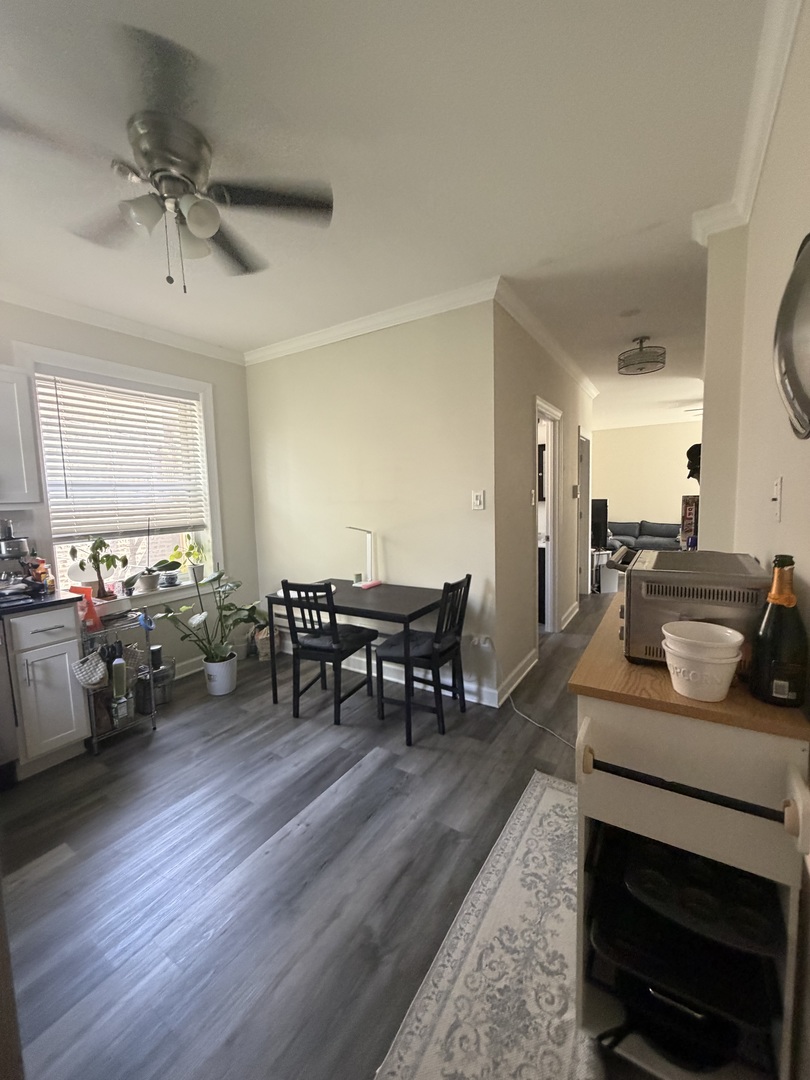 646 West Roscoe Street, Unit 2N Chicago, IL 60657 - Photo 5 of 13