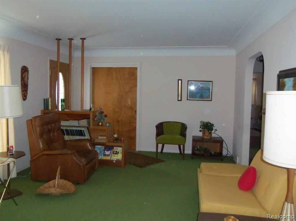 1736 North Lapeer Road Lapeer, MI 48446 - Photo 8 of 17 100_4303.jpg