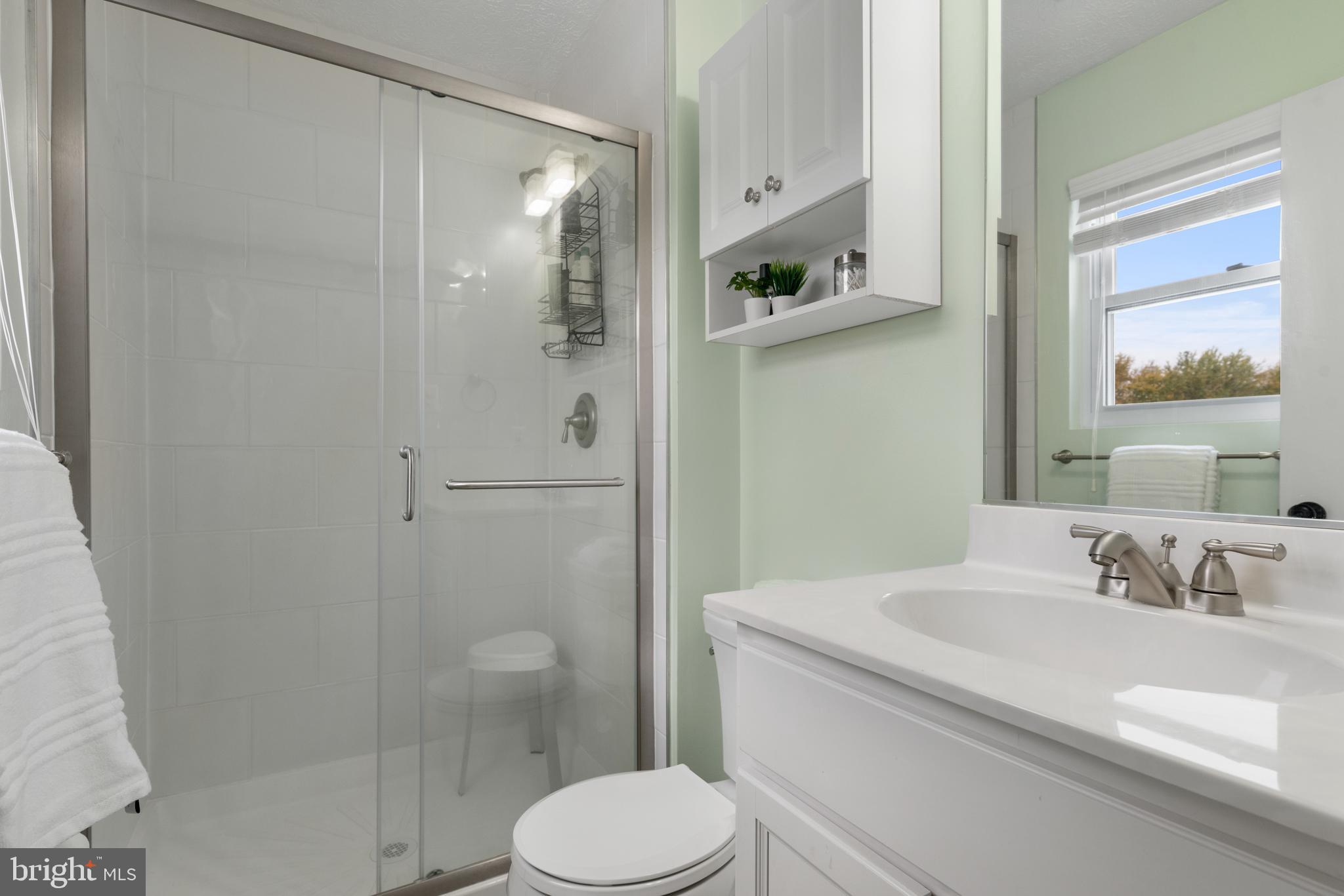 631 Truxton Road Annapolis, MD 21409 - Photo 36 of 61 primary bath