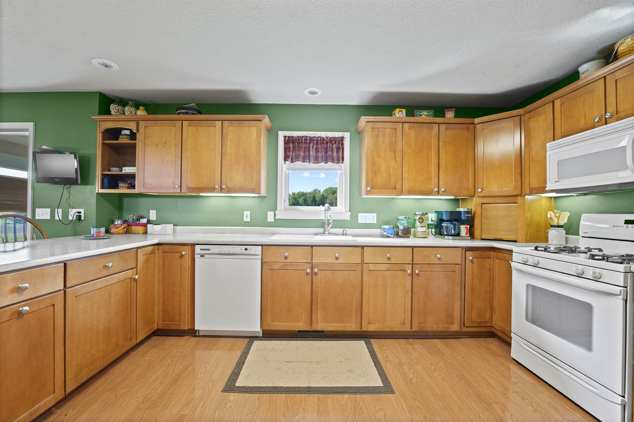 10608 Minnich Road Fort Wayne, IN 46816 - Photo 8 of 29
