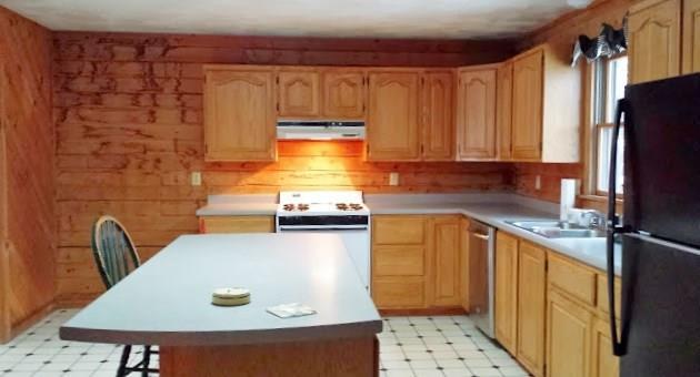 213 Savage Road Farmington, ME 04938 - Photo 2 of 19 Photo