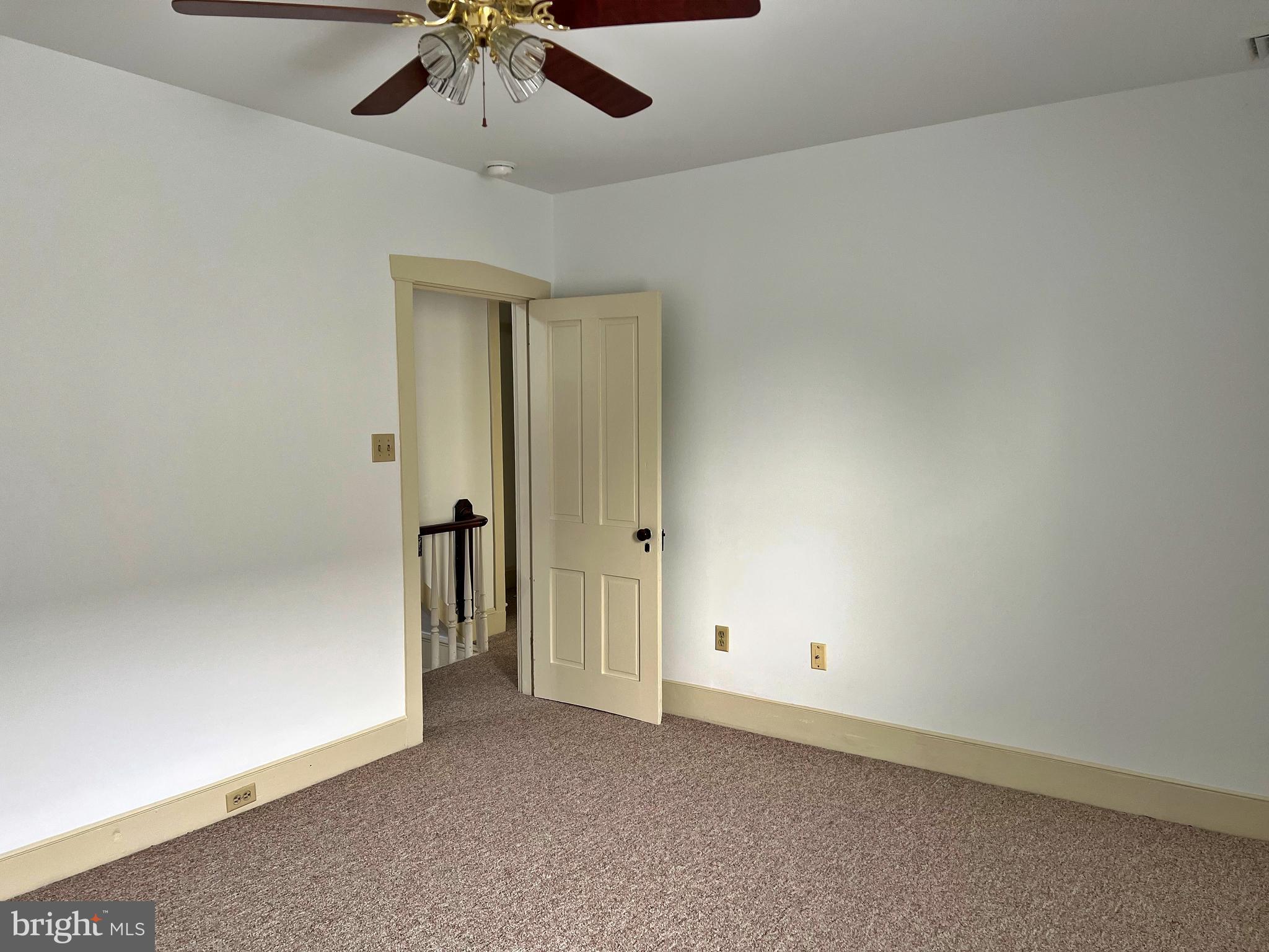 2 North Spruce Street Lititz, PA 17543 - Photo 9 of 12