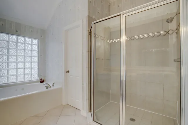 $3,400 | 2205 Commonwealth Street, Houston, TX 77006