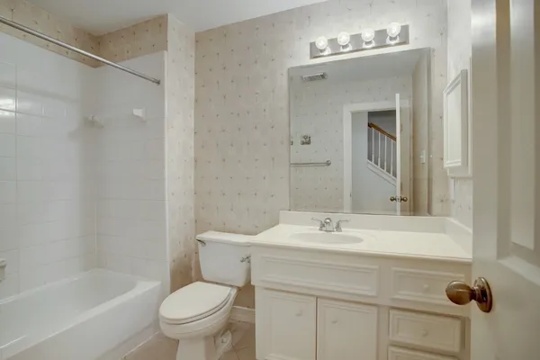 $3,300 | 2205 Commonwealth Street, Houston, TX 77006