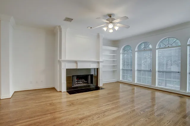 $3,400 | 2205 Commonwealth Street, Houston, TX 77006