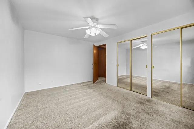 $400,000 | 1614 Kingston Lane, Schaumburg, IL 60193