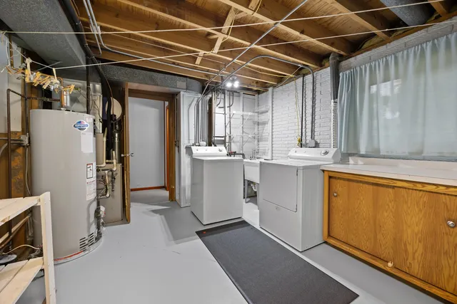 $400,000 | 1614 Kingston Lane, Schaumburg, IL 60193