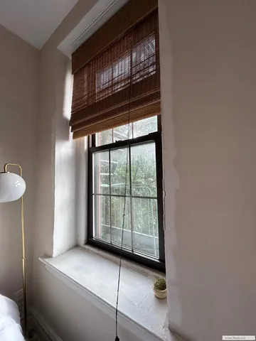 $3,600 | 59 West 8th Street, Unit 4D | Greenwich Village