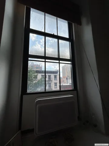 $3,600 | 59 West 8th Street, Unit 4D | Greenwich Village