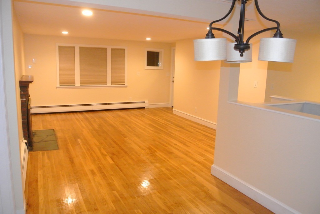 44 McDevitt Road Randolph, MA 02368 - Photo 7 of 27 Gallery Image 7