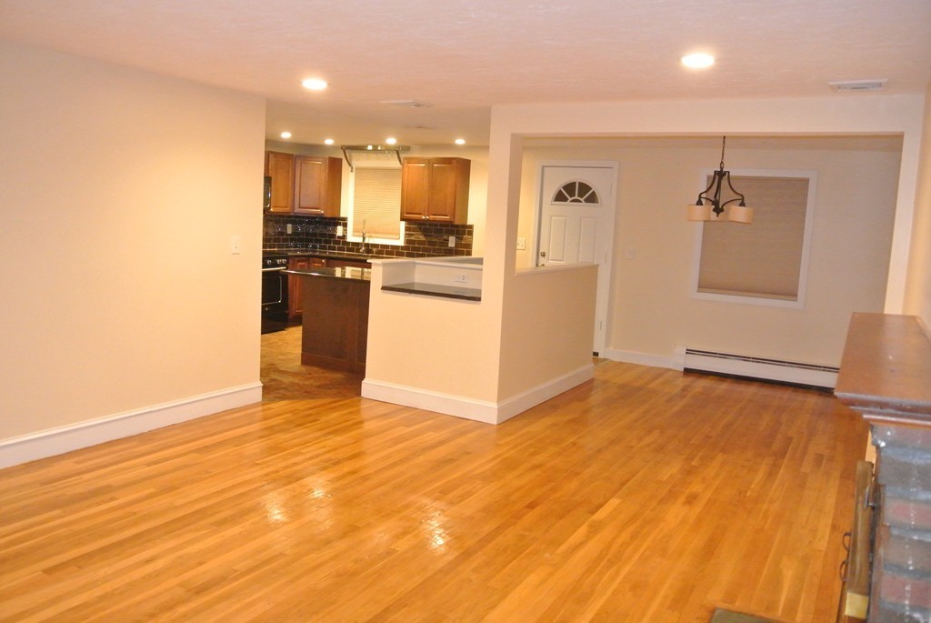 44 McDevitt Road Randolph, MA 02368 - Photo 9 of 27 Gallery Image 9
