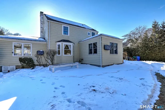 $585,000 | 30 Landon Street, Stratford, CT 06614