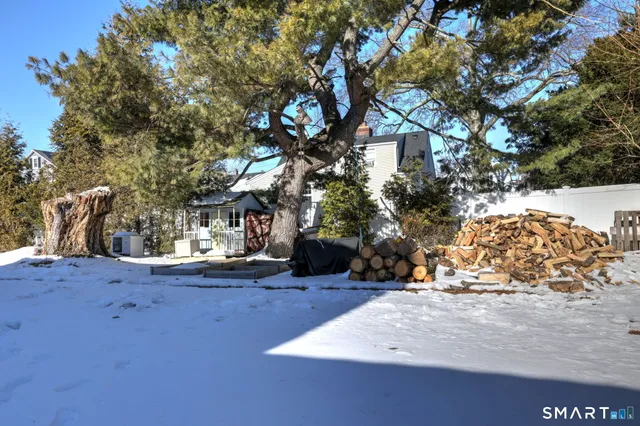 $585,000 | 30 Landon Street, Stratford, CT 06614