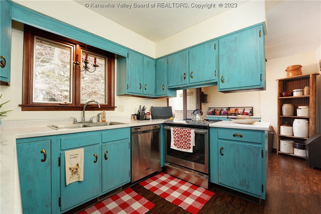 939 Chappell Road Charleston, WV 25304 - Photo 11 of 30 Gallery Image 11