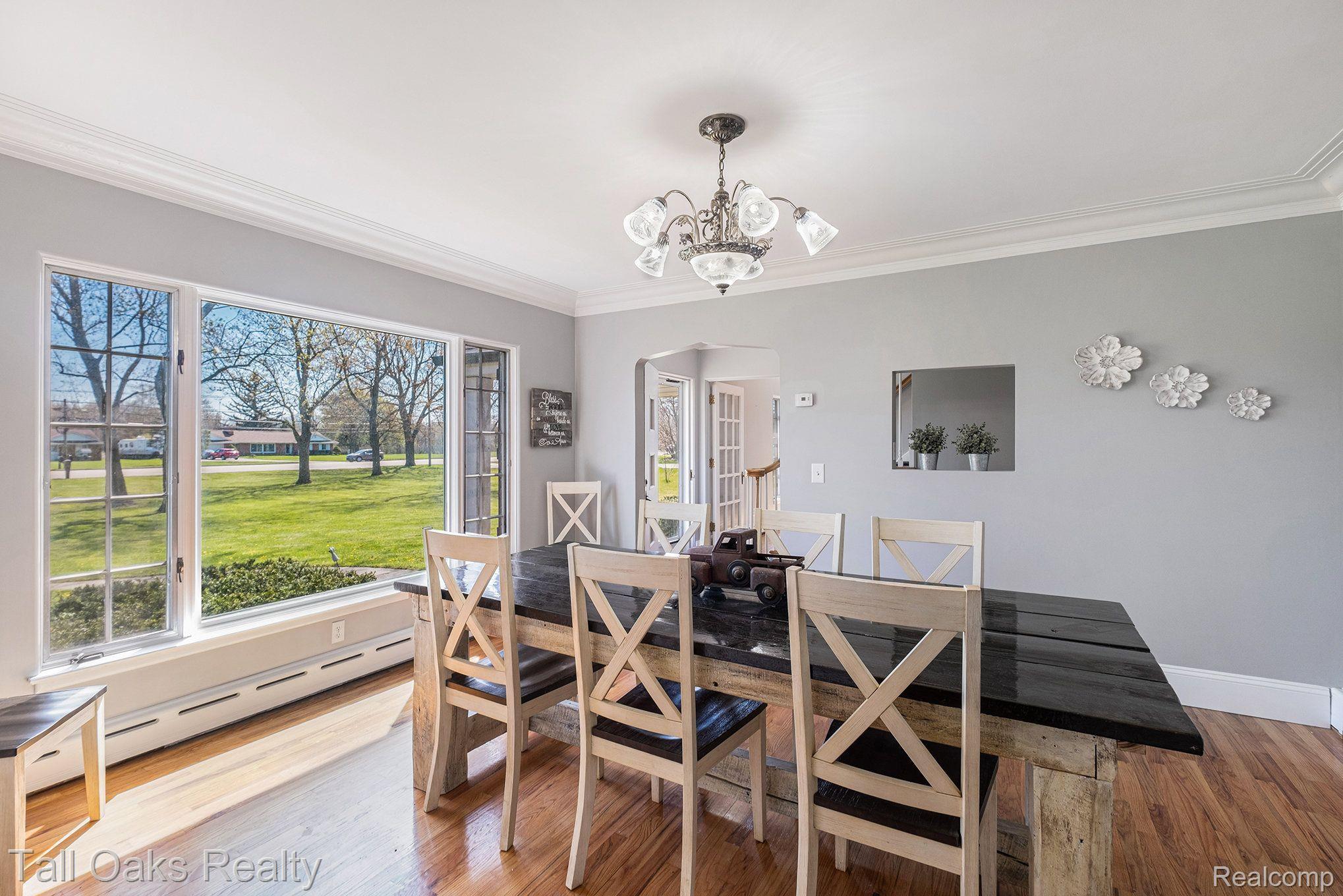 8239 Davison Road Davison, MI 48423 - Photo 9 of 40 Gallery Image 9