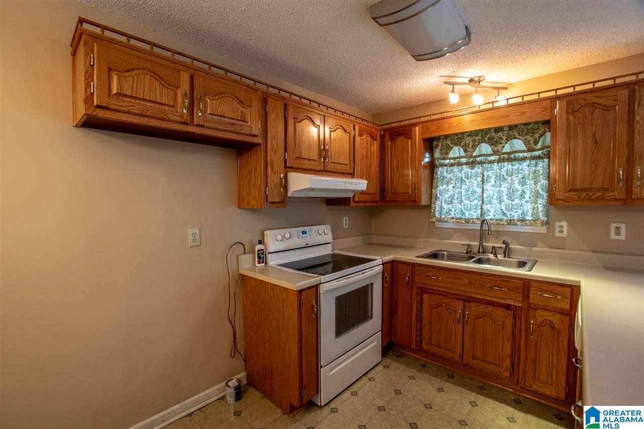 210 2nd Street East Warrior, AL 35180 - Photo 14 of 29